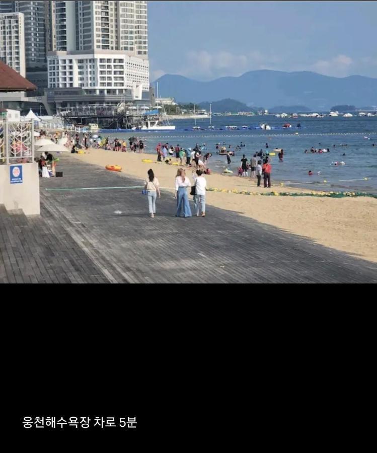 Aparthotel Lotte Castle Marina Yeosu Exterior foto